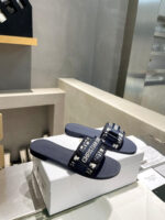 Dor Sandals Size 9 - Image 2