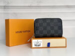 LV   Wallet