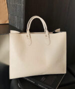 Keep The Change Handbag - Image 4