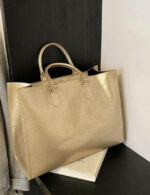 Keep The Change Handbag - Image 2
