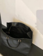 Keep The Change Handbag - Image 17